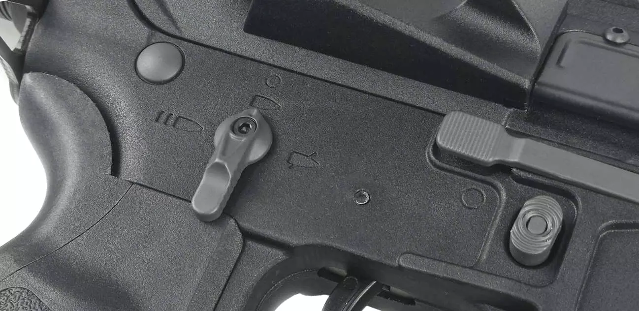 M4 laser tag gun safety lever