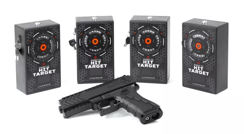 Electronic shooting range and target system